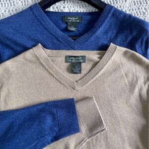 Pair (2) Eddie Bauer Cotton Cashmere Sweater Mens Large Blue Tan Knit V-Neck